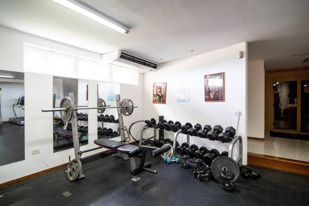Serenity Penthouse Lowlands ภายนอก รูปภาพ