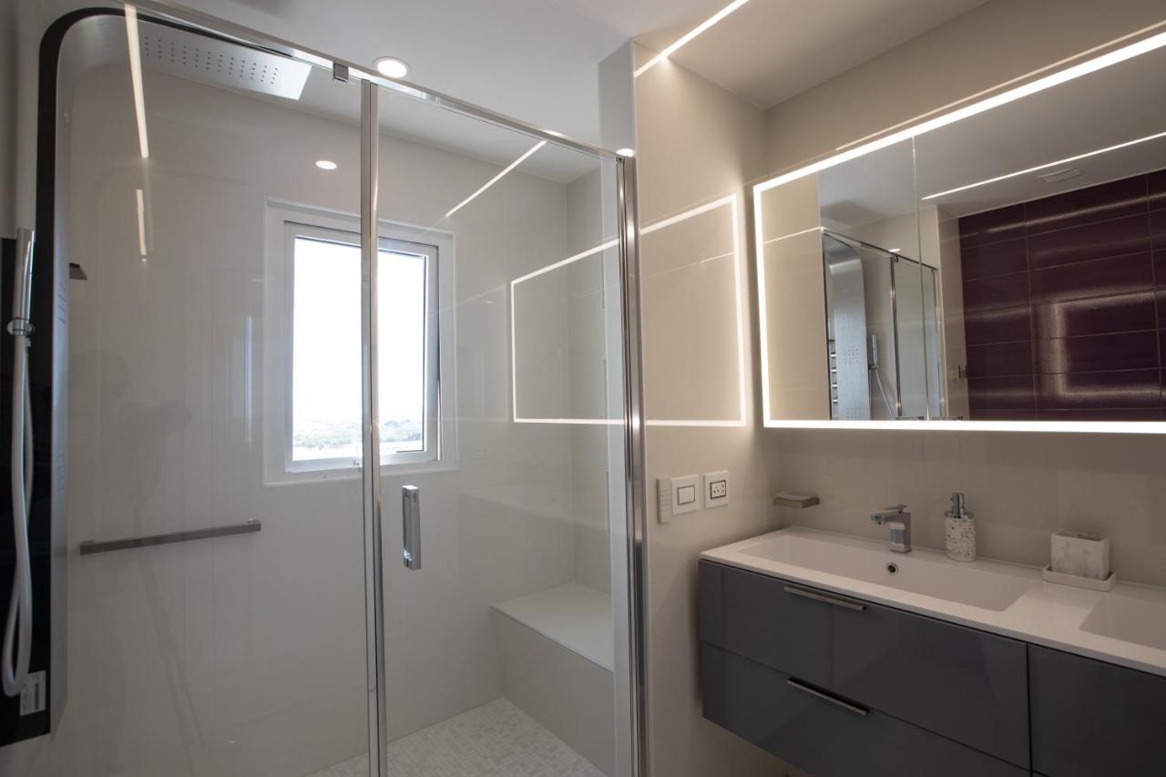 Serenity Penthouse Lowlands ภายนอก รูปภาพ